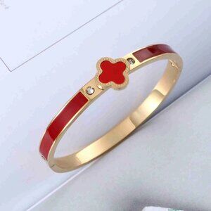 18K Gold Plated Red Clover Bracelet – Waterproof, Tarnish Proof